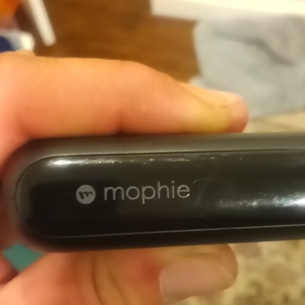 Mophie external charger 10400 mah